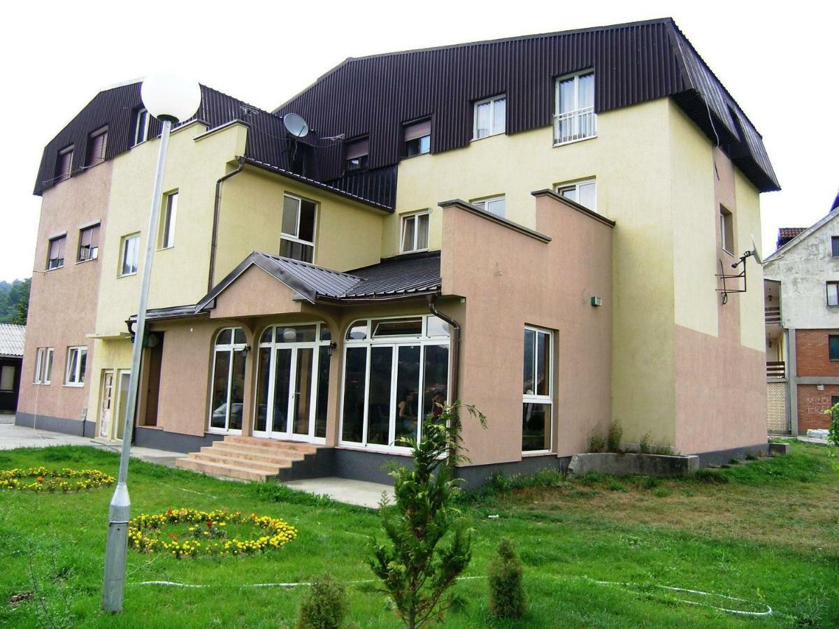Hotel Dulovic Mojkovac Exterior photo